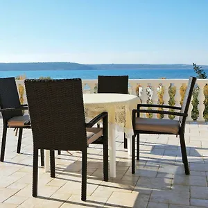 apartments-side-adriatic.hotelinzadar.com/